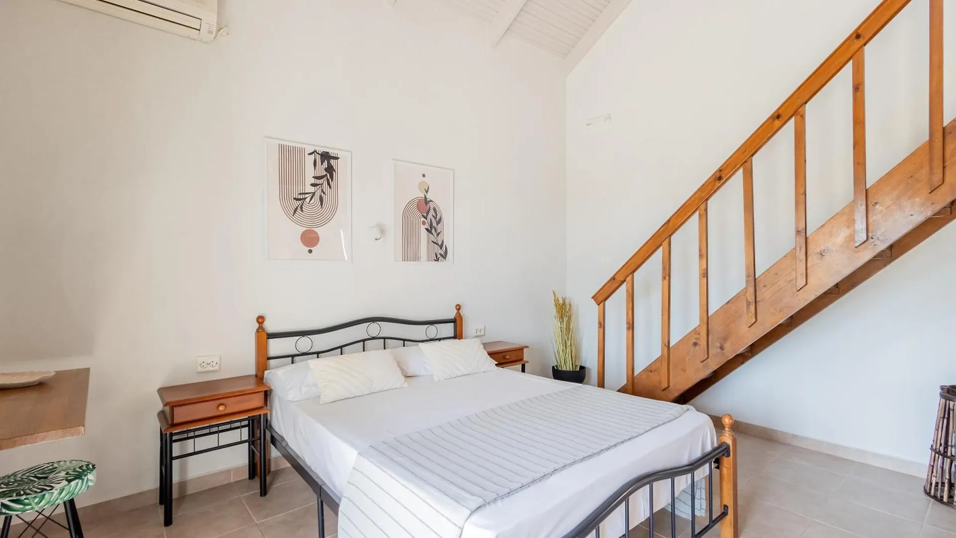 Appartement Aria à Lakíthra